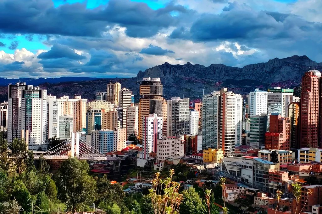 La Paz, Bolivia travel destination - best times to visit